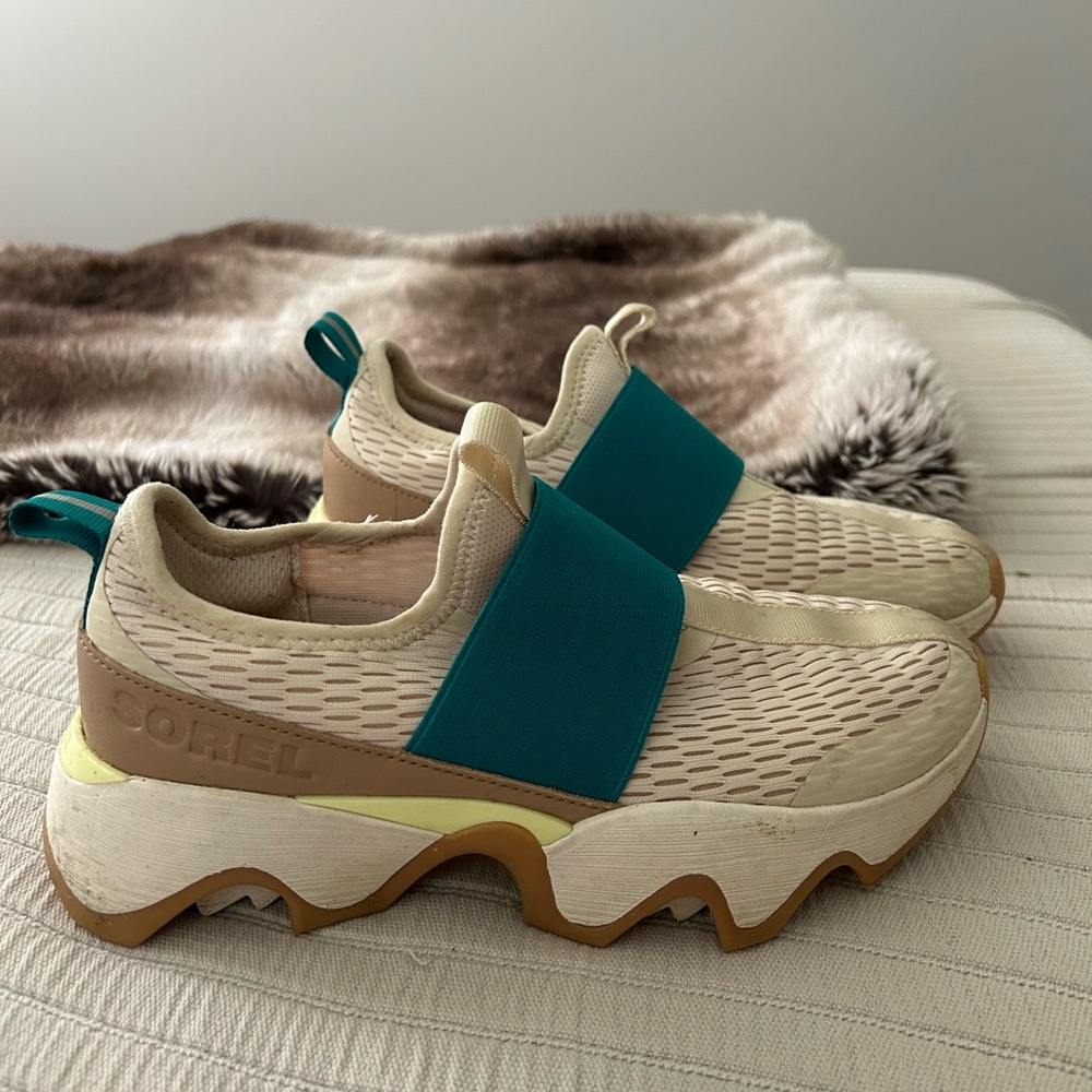Sorel Kinetic Impact Strap Shoes